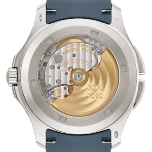 Mặt đáy lộ máy với rotor vàng 21K sang trọng của Patek Philippe