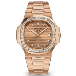 Patek Philippe Nautilus 5723/1R-001 vàng hồng đính kim cương