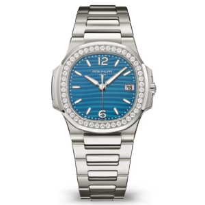 Mặt trước Patek Philippe Nautilus 7010/1G-013 xanh dương đính kim cương
